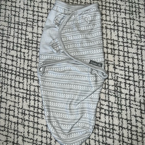 SwaddleMe Original Swaddle - Picture 2 of 6